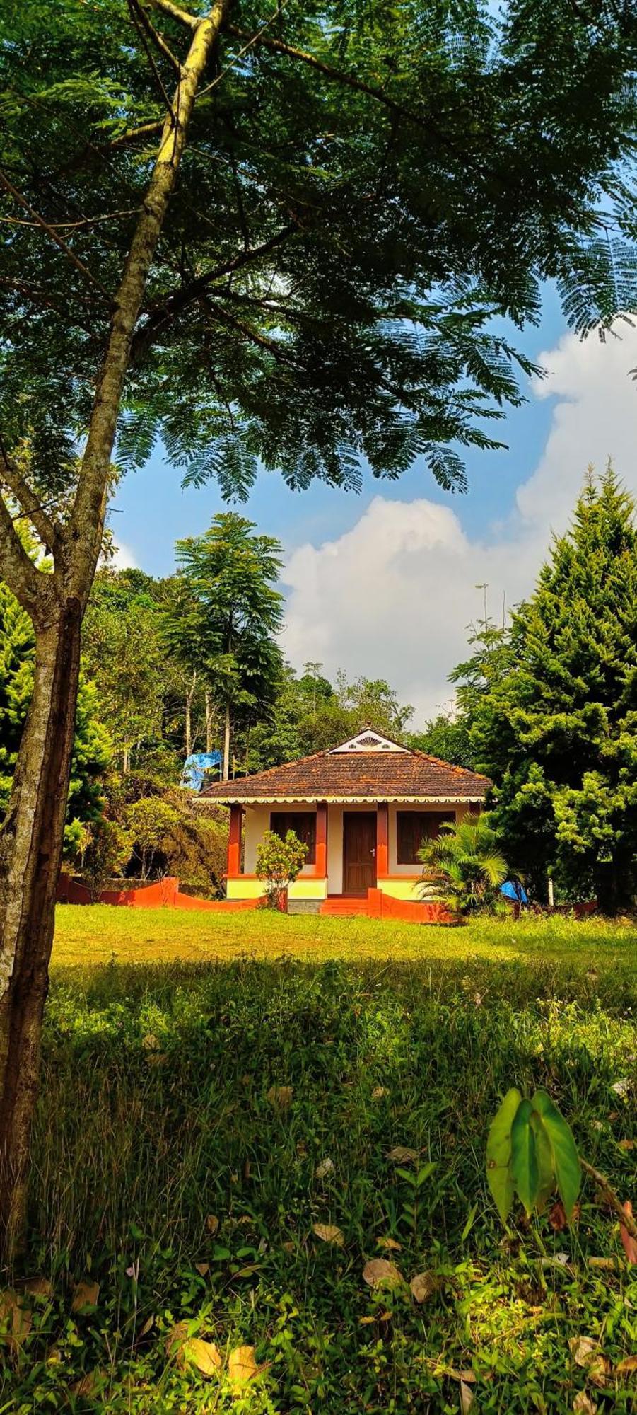 Verdant Vagamon Cottage Exterior photo